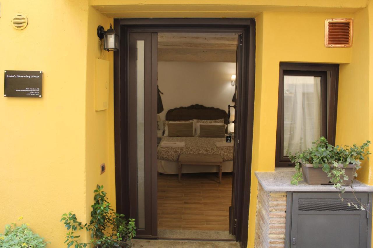 Livia'S Charming Room Trevignano Romano Exterior foto