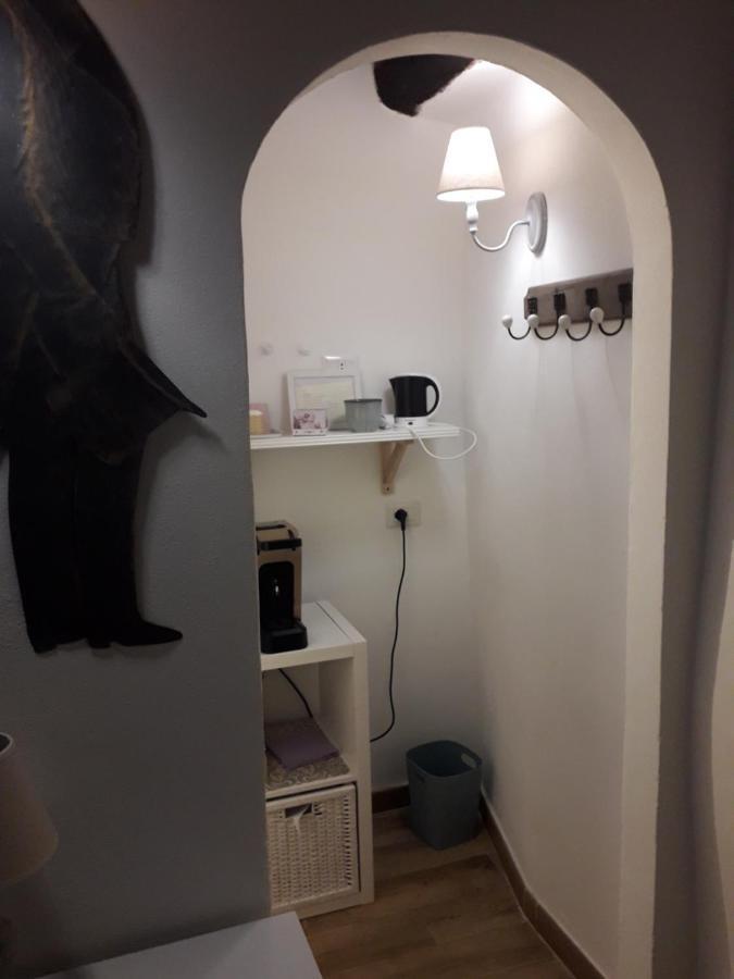 Livia'S Charming Room Trevignano Romano Exterior foto